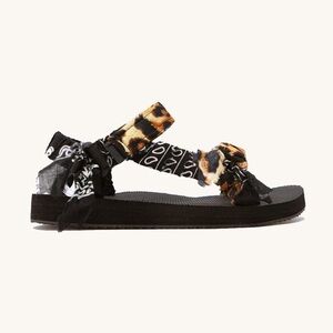 EUC - Arizona Love Sandals -TREKKY LEOPARD PRINT - BLACK BANDANA  - 40